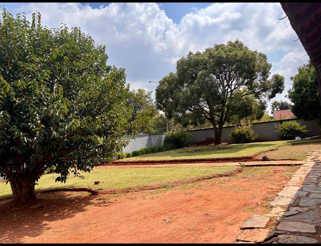 3 BEDROOM HOUSE FOR SALE IN CARLETONVILLE CENTRAL